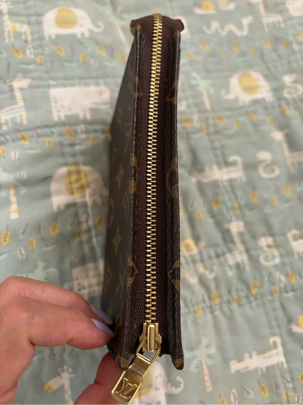 Louis Vuitton Toiletry 15 Cosmetic Pouch (PRICE FIRM)